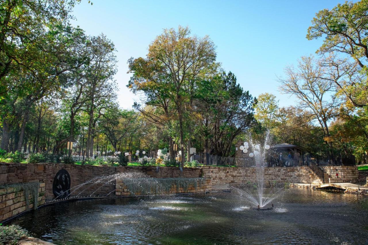 7744 Ranch Glamping Resort Austin Luaran gambar
