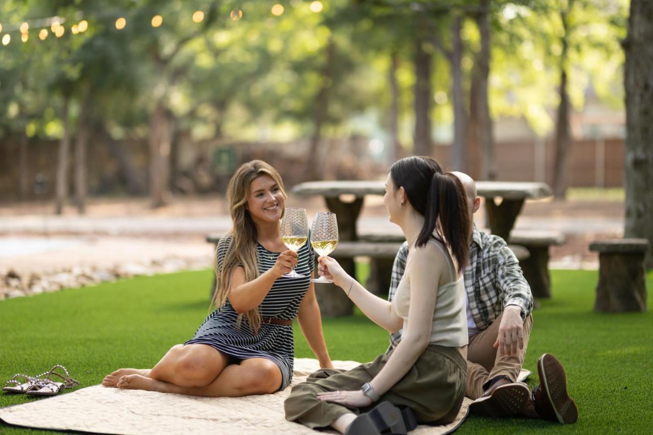 7744 Ranch Glamping Resort Austin Luaran gambar